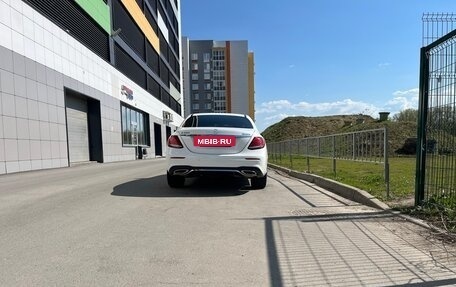 Mercedes-Benz E-Класс, 2020 год, 4 090 000 рублей, 3 фотография