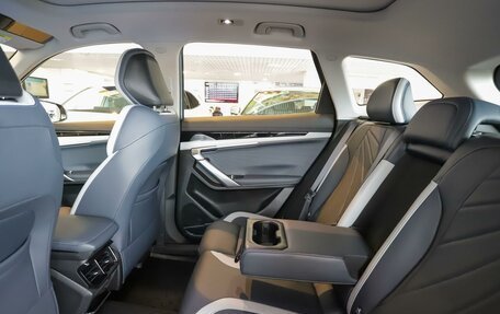 Geely Atlas, 2025 год, 3 976 000 рублей, 14 фотография