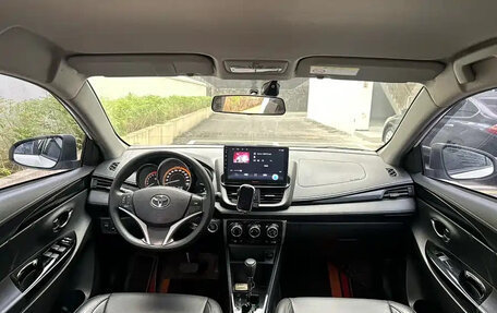 Toyota Yaris XP150 рестайлинг, 2023 год, 1 270 555 рублей, 3 фотография