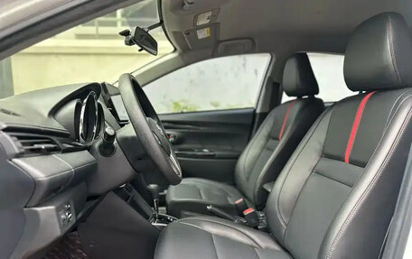 Toyota Yaris XP150 рестайлинг, 2023 год, 1 270 555 рублей, 8 фотография