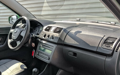 Skoda Fabia II, 2012 год, 875 000 рублей, 11 фотография