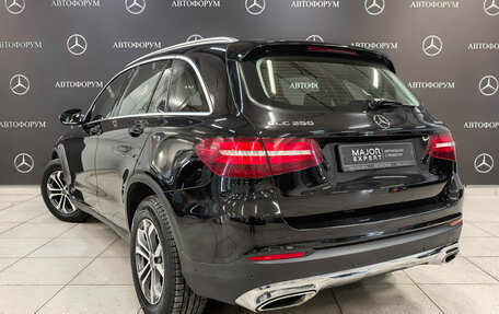 Mercedes-Benz GLC, 2018 год, 3 500 000 рублей, 7 фотография