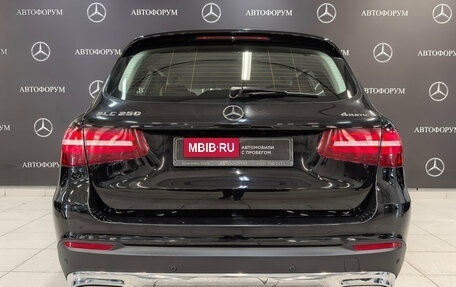 Mercedes-Benz GLC, 2018 год, 3 500 000 рублей, 6 фотография