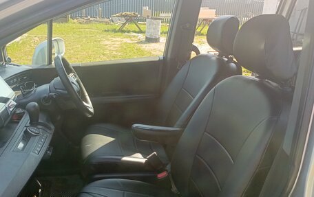 Honda Freed I, 2010 год, 1 200 000 рублей, 12 фотография