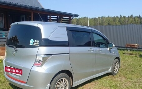 Honda Freed I, 2010 год, 1 200 000 рублей, 7 фотография