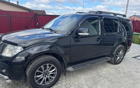 Nissan Pathfinder, 2011 год, 1 650 000 рублей, 4 фотография