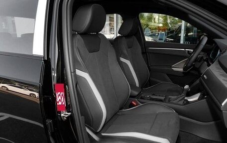 Audi Q3, 2022 год, 2 652 000 рублей, 27 фотография