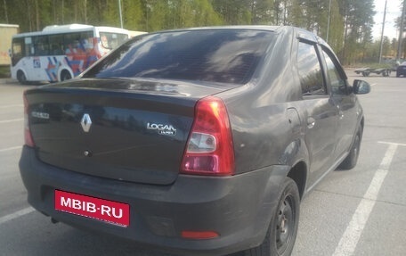 Renault Logan I, 2010 год, 175 000 рублей, 3 фотография