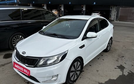 KIA Rio III рестайлинг, 2014 год, 1 180 000 рублей, 17 фотография