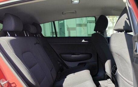 KIA Sportage IV рестайлинг, 2017 год, 2 150 000 рублей, 11 фотография