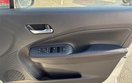 Nissan Note, 2023 год, 1 750 000 рублей, 31 фотография