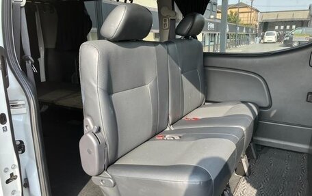 Nissan NV350 Caravan I, 2021 год, 3 200 000 рублей, 10 фотография