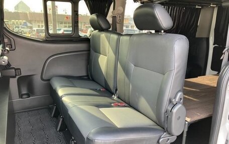 Nissan NV350 Caravan I, 2021 год, 3 200 000 рублей, 35 фотография