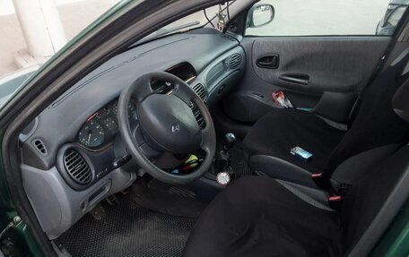 Renault Megane II, 2001 год, 185 000 рублей, 2 фотография