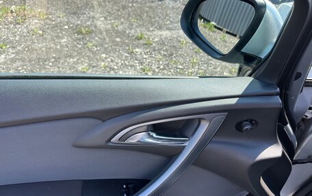 Opel Astra J, 2012 год, 649 000 рублей, 18 фотография