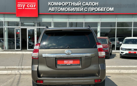 Toyota Land Cruiser Prado 150 рестайлинг 2, 2014 год, 3 550 000 рублей, 5 фотография