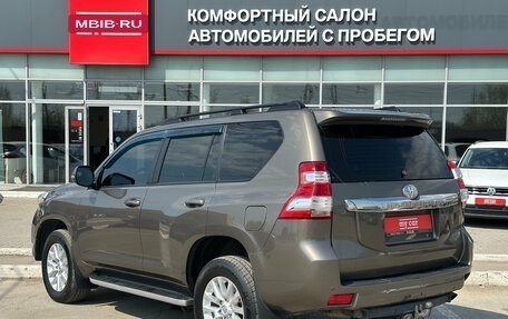 Toyota Land Cruiser Prado 150 рестайлинг 2, 2014 год, 3 550 000 рублей, 6 фотография