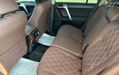 Toyota Land Cruiser Prado 150 рестайлинг 2, 2014 год, 3 550 000 рублей, 17 фотография