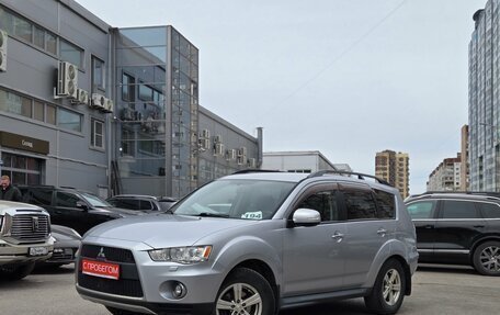 Mitsubishi Outlander III рестайлинг 3, 2011 год, 1 239 000 рублей, 3 фотография