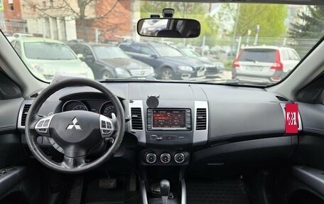 Mitsubishi Outlander III рестайлинг 3, 2011 год, 1 239 000 рублей, 8 фотография