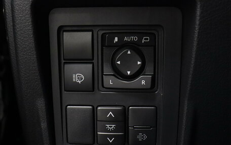 Toyota Land Cruiser Prado 150 рестайлинг 2, 2021 год, 6 799 000 рублей, 10 фотография