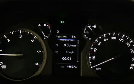 Toyota Land Cruiser Prado 150 рестайлинг 2, 2021 год, 6 799 000 рублей, 14 фотография