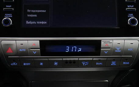 Toyota Land Cruiser Prado 150 рестайлинг 2, 2021 год, 6 799 000 рублей, 17 фотография