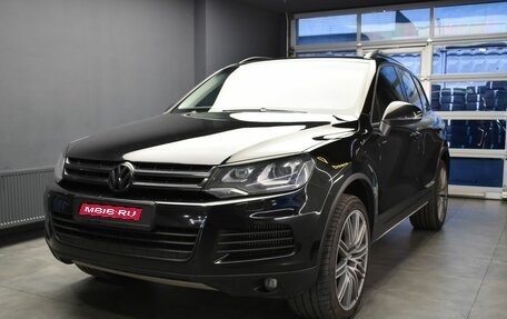 Volkswagen Touareg III, 2011 год, 1 830 000 рублей, 1 фотография