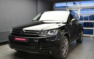 Volkswagen Touareg III, 2011 год, 1 830 000 рублей, 1 фотография