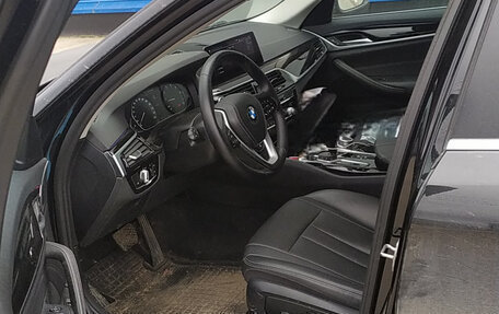 BMW 5 серия, 2020 год, 3 360 000 рублей, 6 фотография
