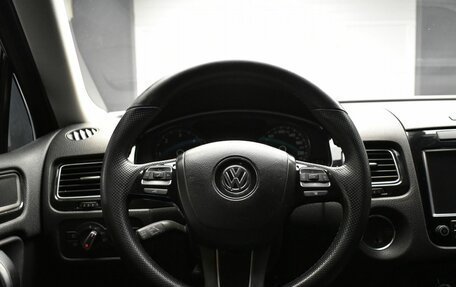 Volkswagen Touareg III, 2011 год, 1 830 000 рублей, 9 фотография
