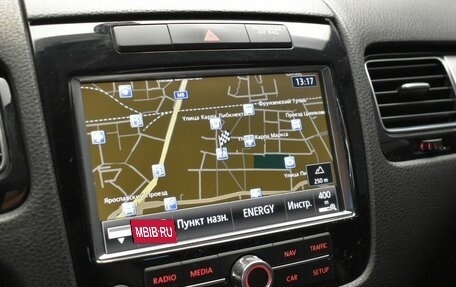 Volkswagen Touareg III, 2011 год, 1 830 000 рублей, 14 фотография