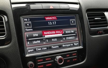 Volkswagen Touareg III, 2011 год, 1 830 000 рублей, 12 фотография