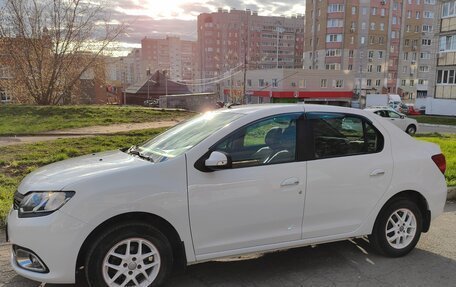 Renault Logan II, 2018 год, 897 000 рублей, 6 фотография