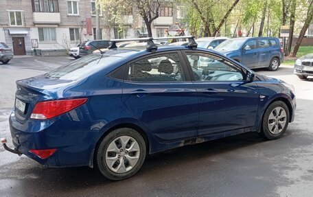 Hyundai Solaris II рестайлинг, 2015 год, 1 000 000 рублей, 4 фотография