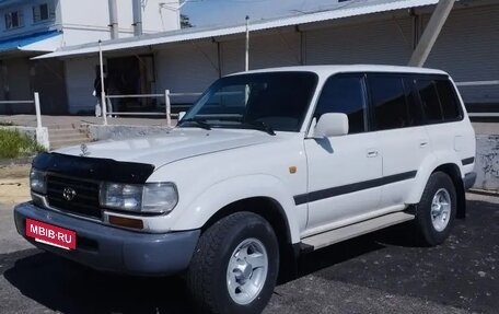 Toyota Land Cruiser 80 рестайлинг, 1996 год, 2 600 000 рублей, 2 фотография