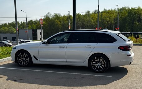 BMW 5 серия, 2018 год, 3 800 000 рублей, 2 фотография