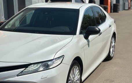 Toyota Camry, 2020 год, 2 900 000 рублей, 7 фотография