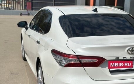 Toyota Camry, 2020 год, 2 900 000 рублей, 5 фотография