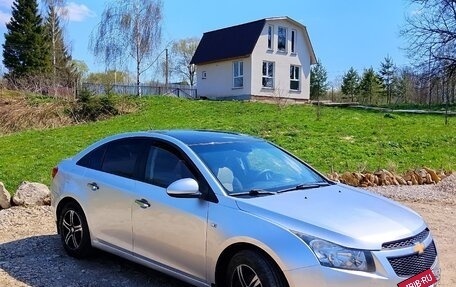 Chevrolet Cruze II, 2011 год, 760 000 рублей, 2 фотография