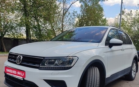 Volkswagen Tiguan II, 2020 год, 3 100 000 рублей, 2 фотография