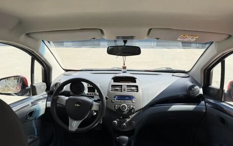 Chevrolet Spark III, 2013 год, 690 000 рублей, 10 фотография