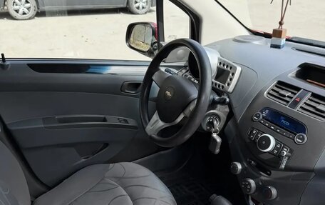 Chevrolet Spark III, 2013 год, 690 000 рублей, 8 фотография