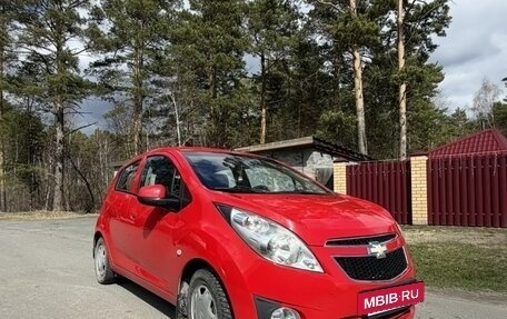 Chevrolet Spark III, 2013 год, 690 000 рублей, 4 фотография