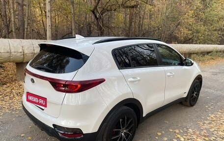 KIA Sportage IV рестайлинг, 2018 год, 2 180 000 рублей, 2 фотография