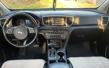 KIA Sportage IV рестайлинг, 2018 год, 2 180 000 рублей, 10 фотография