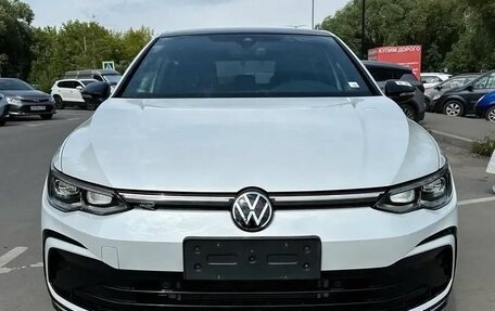 Volkswagen Golf VIII, 2022 год, 1 890 000 рублей, 3 фотография