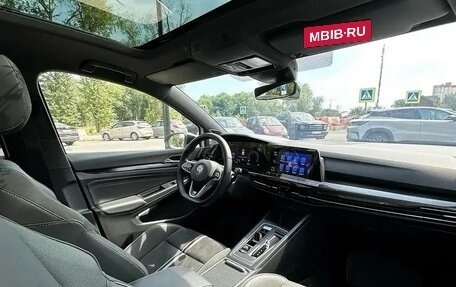 Volkswagen Golf VIII, 2022 год, 1 890 000 рублей, 7 фотография