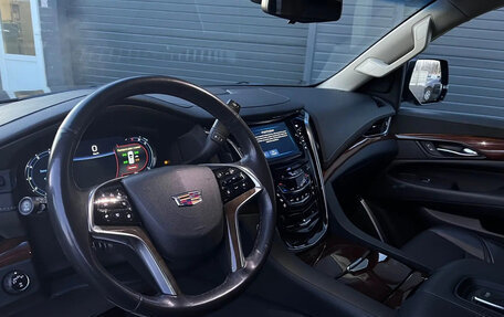 Cadillac Escalade IV, 2019 год, 5 300 000 рублей, 11 фотография