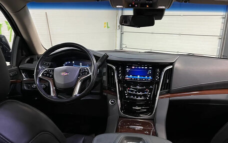 Cadillac Escalade IV, 2019 год, 5 300 000 рублей, 14 фотография